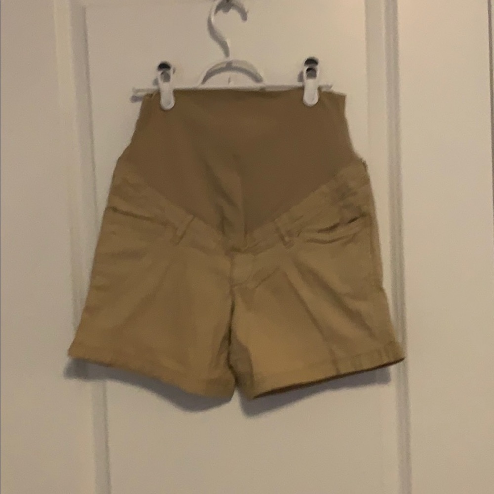 THYME Maternity shorts size XS